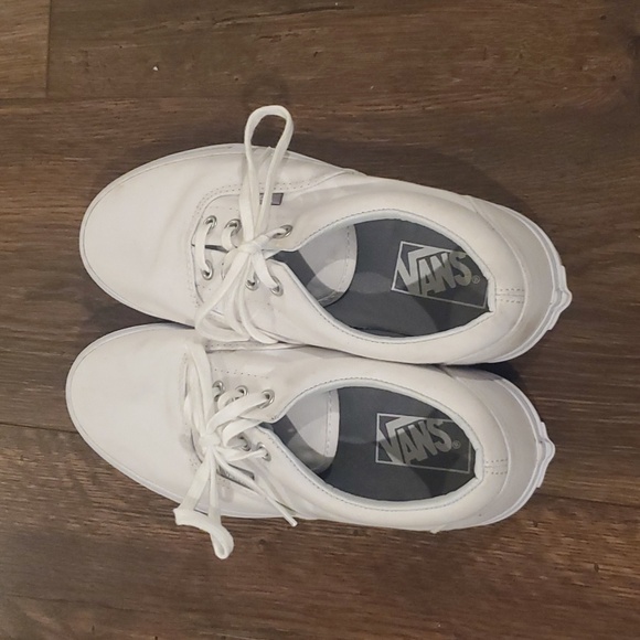 Womens Vans Classic white canvas sneakers sz 7.5 - Picture 2 of 7